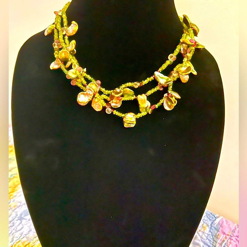 🧜‍♀️Mermaid Tri-Strand Spring Green Natural Pearls Gemstones Beads Necklace